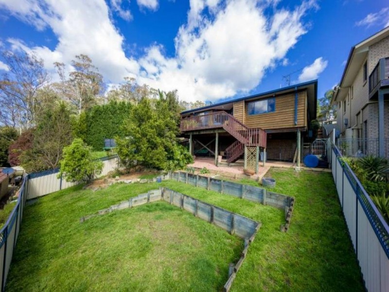 11 Stewart Brougham Close, Lisarow NSW 2250