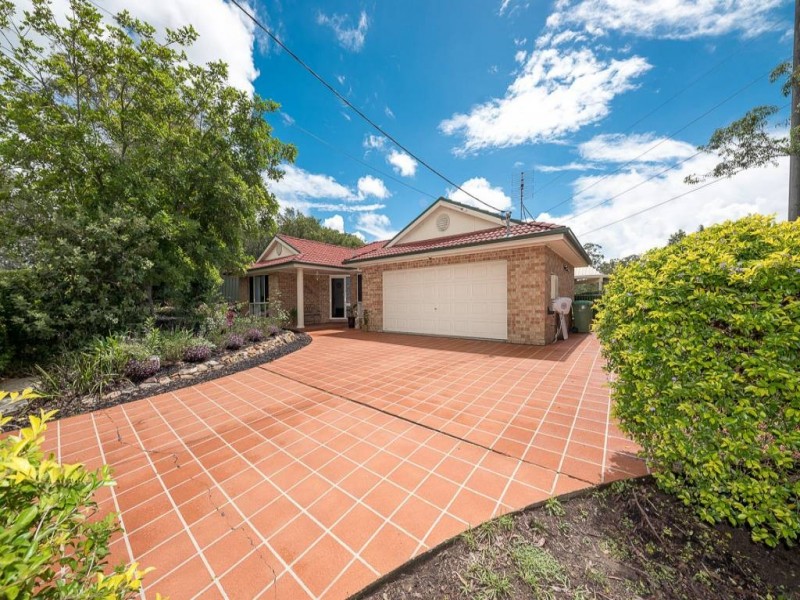 1 Bellbowrie Avenue, Narara NSW 2250