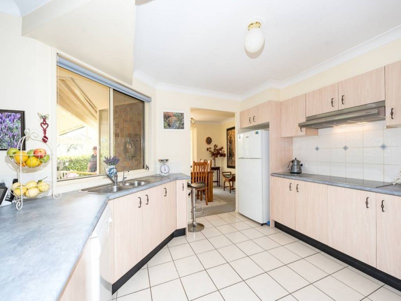 1 Bellbowrie Avenue, Narara NSW 2250