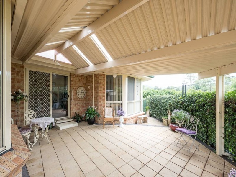 1 Bellbowrie Avenue, Narara NSW 2250