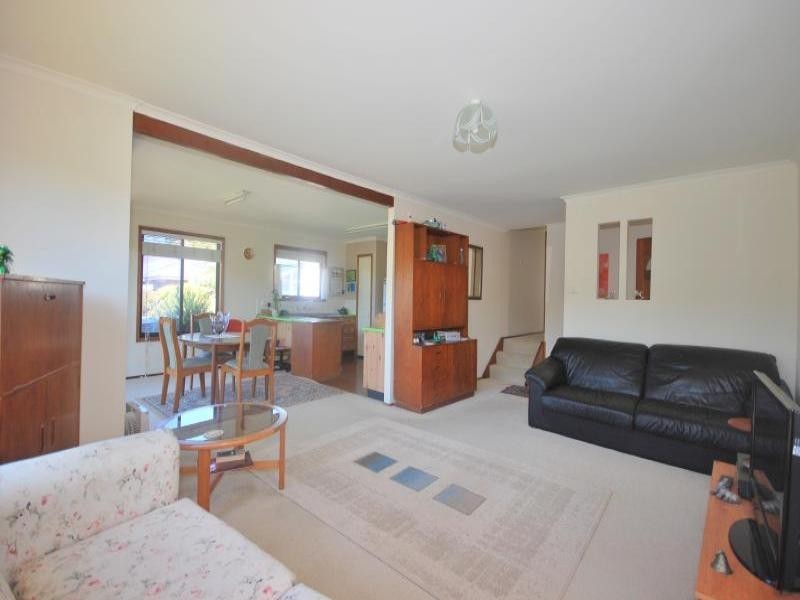 40 Dalton Street, Wyoming NSW 2250