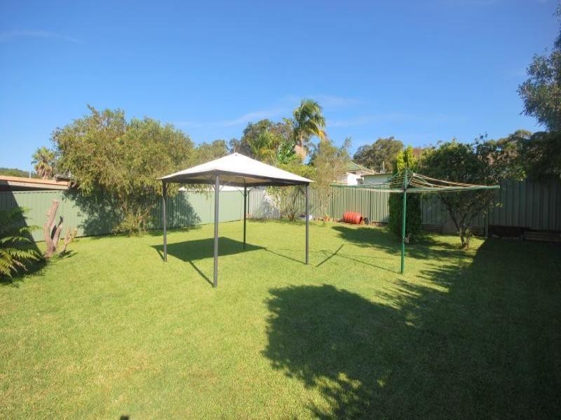 40 Dalton Street, Wyoming NSW 2250