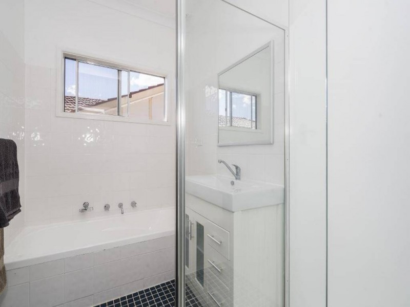 19 Joyce Avenue, Wyoming NSW 2250