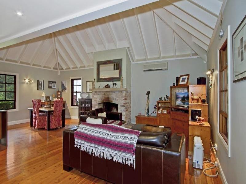 15 Shirley Street, Ourimbah NSW 2258