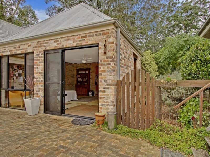 15 Shirley Street, Ourimbah NSW 2258