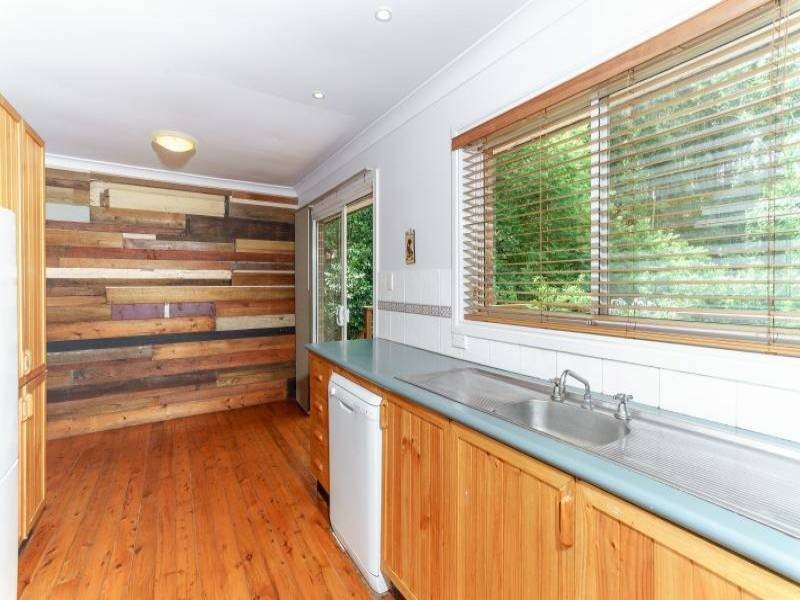 22 Nalkari Avenue, Wyoming NSW 2250