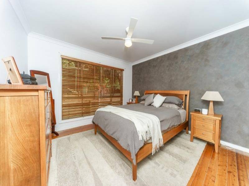 22 Nalkari Avenue, Wyoming NSW 2250