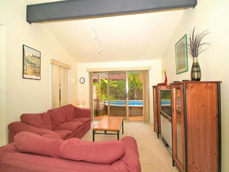 8 Sansom Street, Kariong NSW 2250