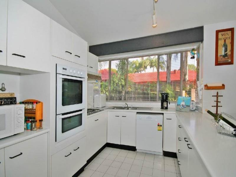 8 Sansom Street, Kariong NSW 2250