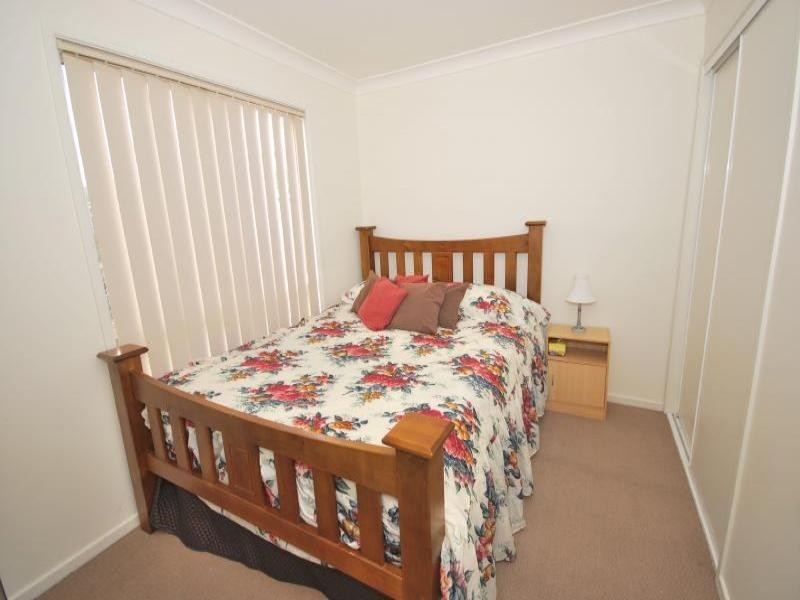 8 Sansom Street, Kariong NSW 2250