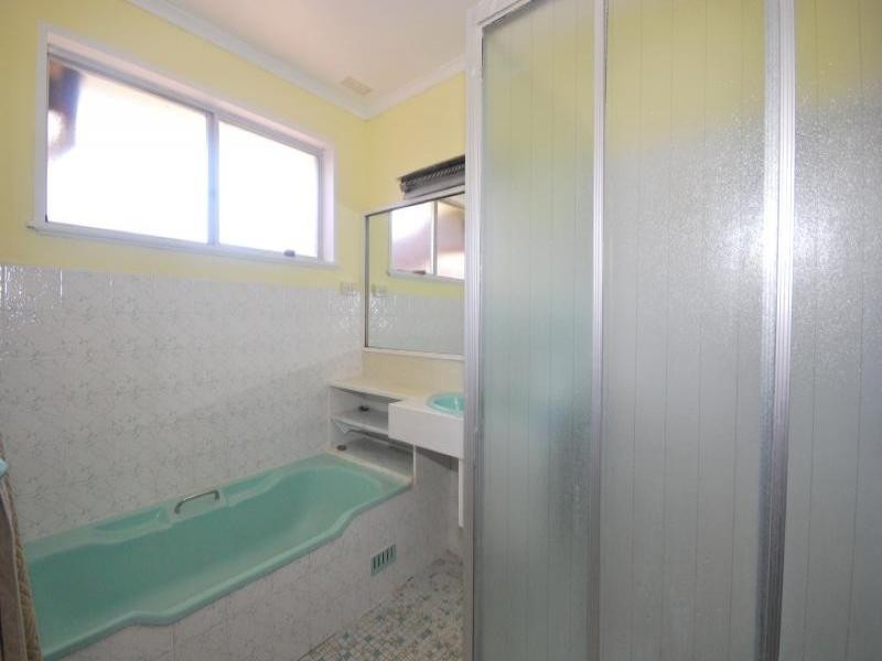 18 Craigend Street, Wyoming NSW 2250