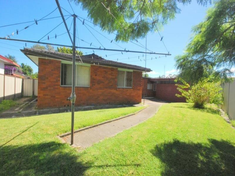 18 Craigend Street, Wyoming NSW 2250