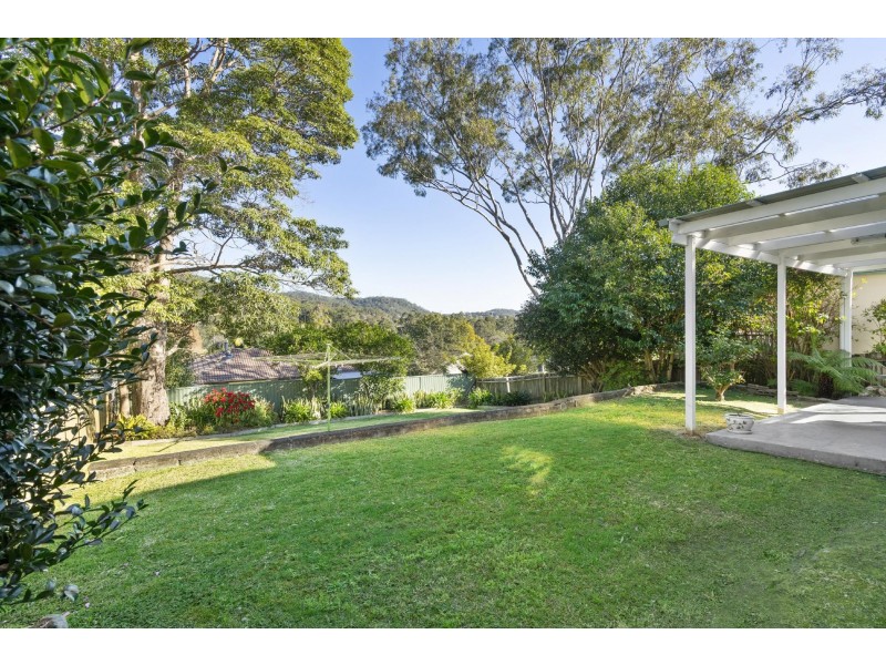 8 Wistaria Street, Wyoming NSW 2250