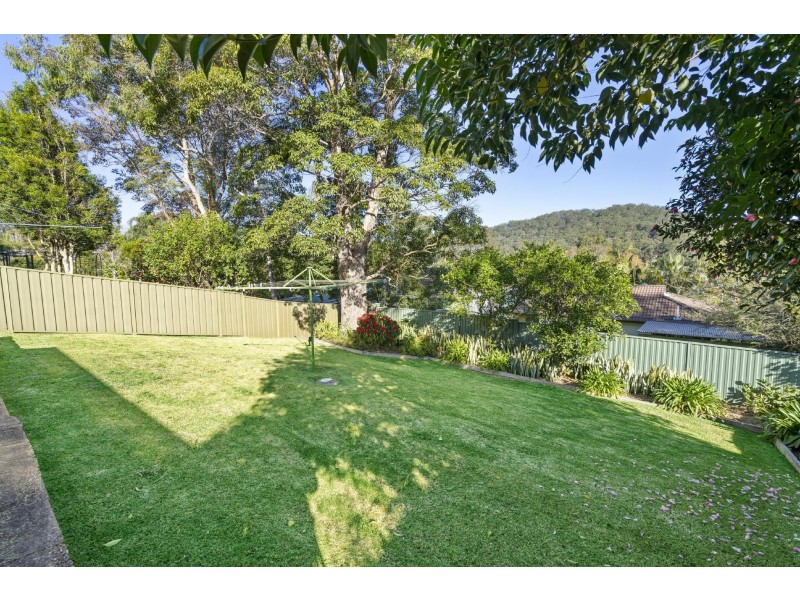 8 Wistaria Street, Wyoming NSW 2250