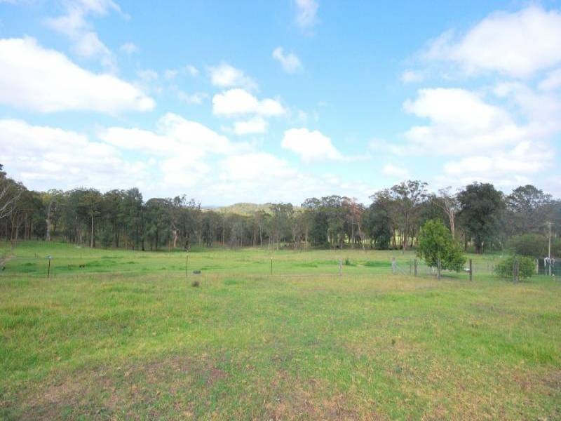 122 Lillicrapps Road, Mangrove Mountain NSW 2250