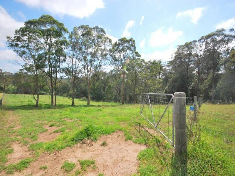 122 Lillicrapps Road, Mangrove Mountain NSW 2250