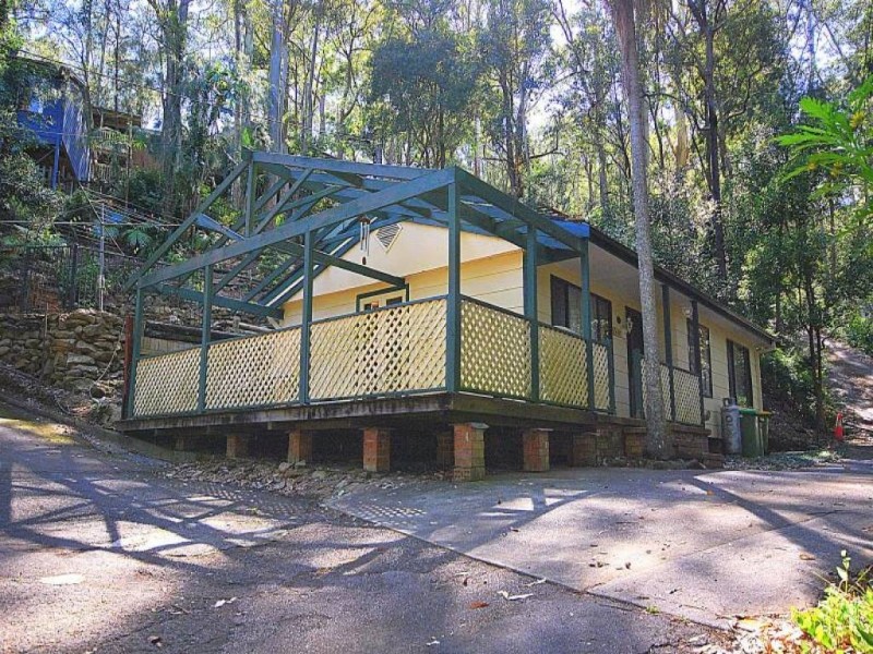 33 Oakglen Road, North Gosford NSW 2250