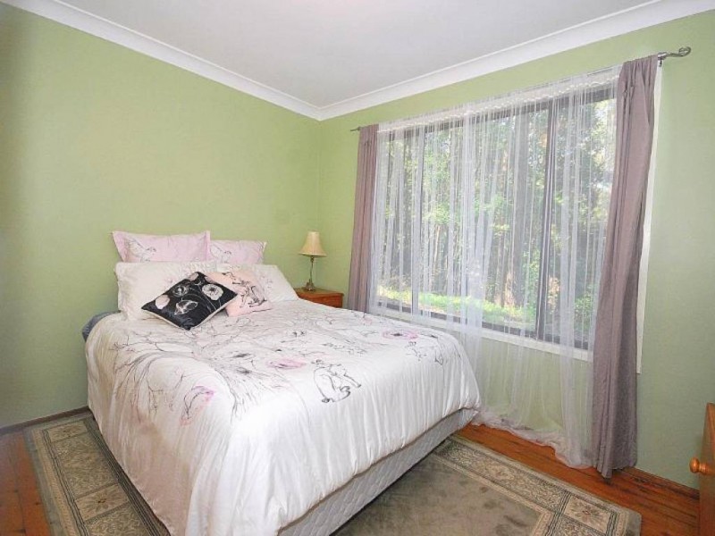 33 Oakglen Road, North Gosford NSW 2250