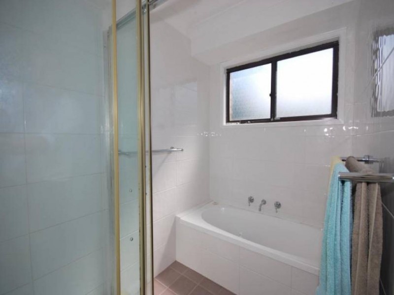 32 Rainforest Road, Wyoming NSW 2250