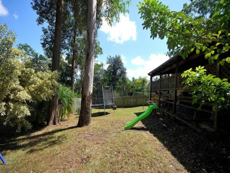 32 Rainforest Road, Wyoming NSW 2250