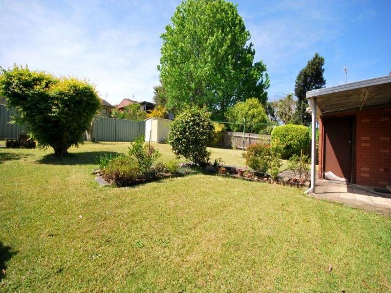 25 Day Street, Wyoming NSW 2250