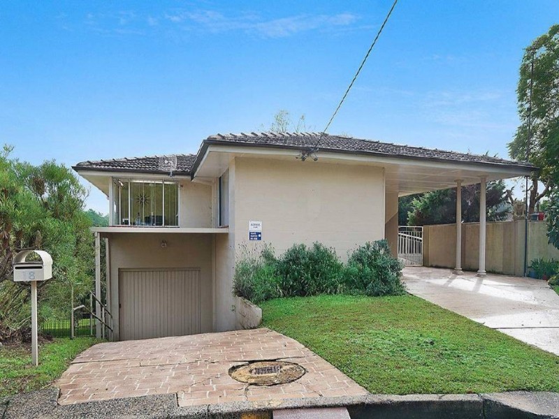 18 Tingira Crescent, Wyoming NSW 2250