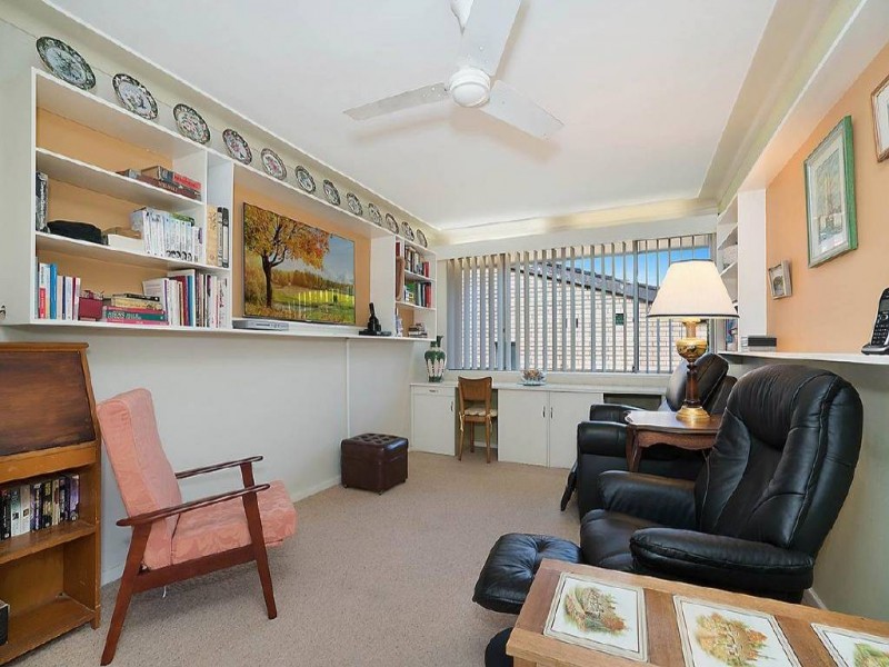 18 Tingira Crescent, Wyoming NSW 2250