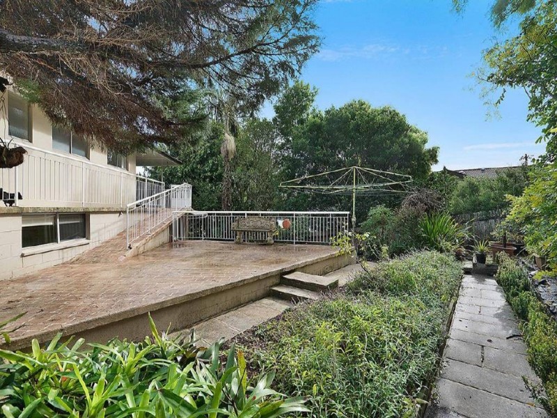 18 Tingira Crescent, Wyoming NSW 2250