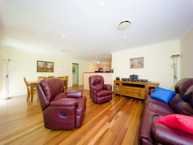 23 Pineridge Close, Lisarow NSW 2250