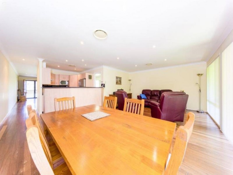 23 Pineridge Close, Lisarow NSW 2250