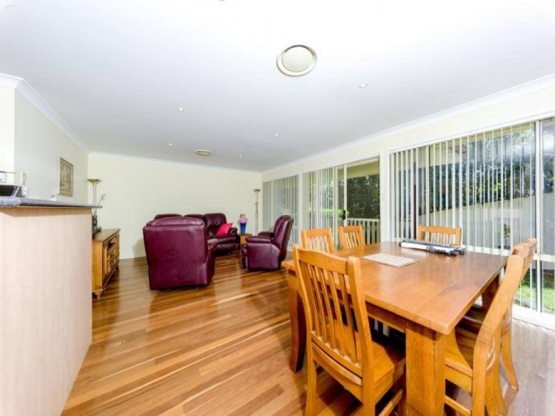 23 Pineridge Close, Lisarow NSW 2250