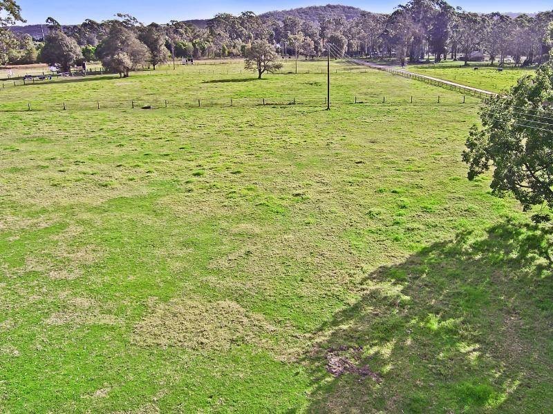 139 Orchard Road, Ourimbah NSW 2258