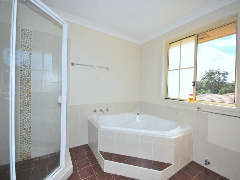27 Corella Crescent, Narara NSW 2250