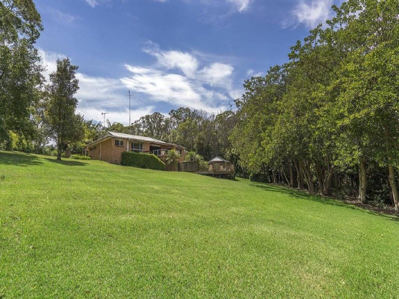 9 Fern Road, Ourimbah NSW 2258