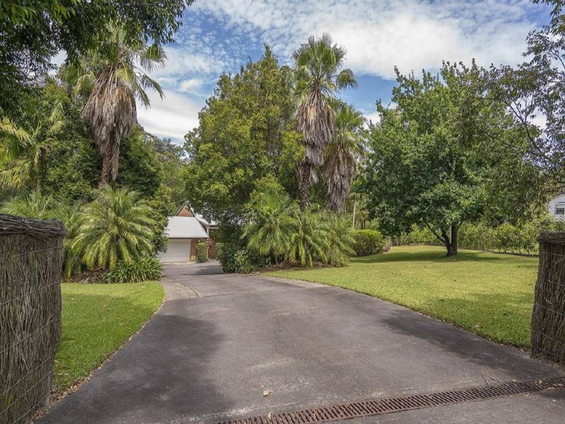 9 Fern Road, Ourimbah NSW 2258