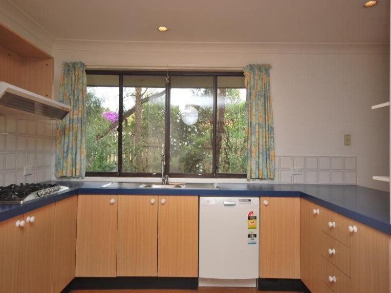 16 Follan Close, Kariong NSW 2250