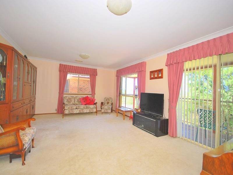 27 Boulder Crescent, Narara NSW 2250