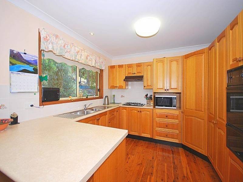 27 Boulder Crescent, Narara NSW 2250