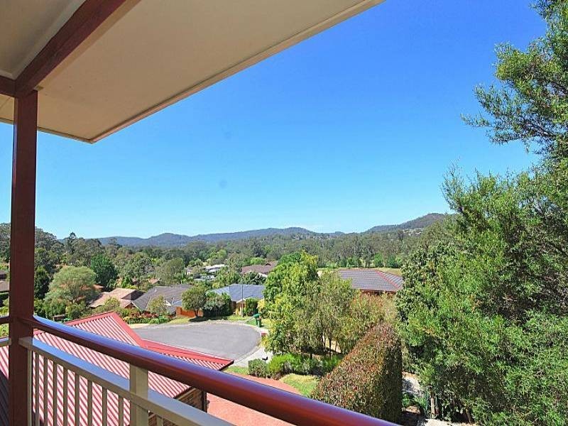 27 Boulder Crescent, Narara NSW 2250