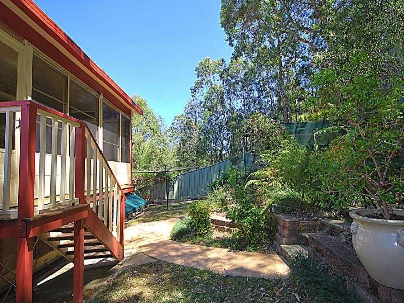 27 Boulder Crescent, Narara NSW 2250