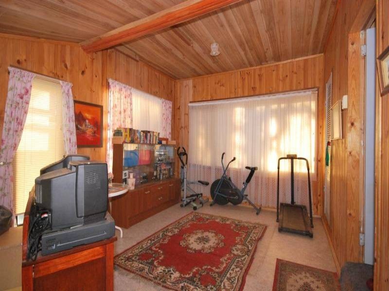 11 Lemon Tree Close, Wyoming NSW 2250