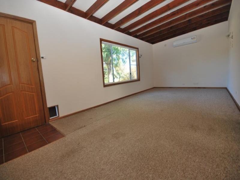 127 Glennie Street, North Gosford NSW 2250