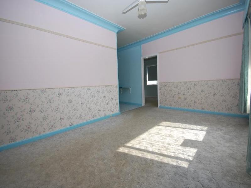 127 Glennie Street, North Gosford NSW 2250