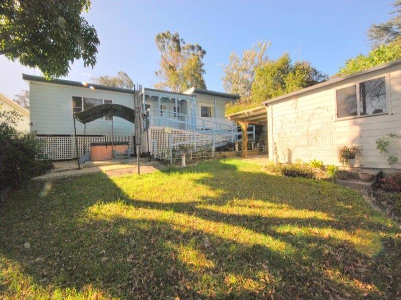 127 Glennie Street, North Gosford NSW 2250