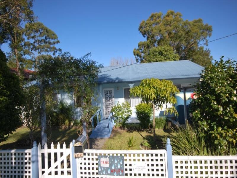 127 Glennie Street, North Gosford NSW 2250