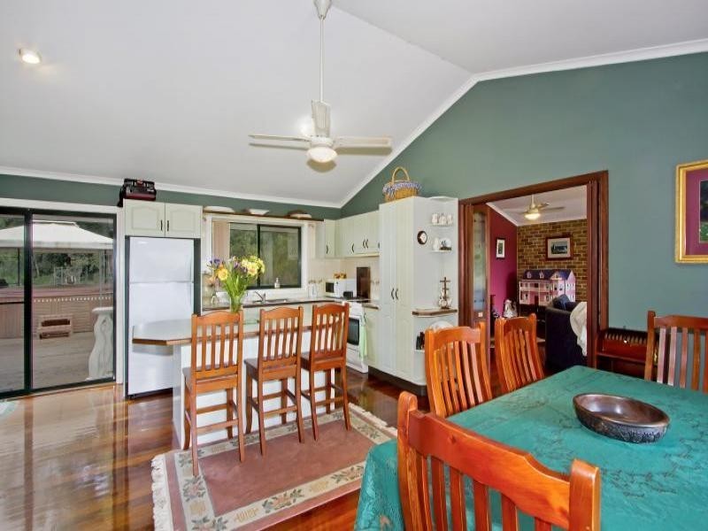 220 Ourimbah Creek Road, Ourimbah NSW 2258