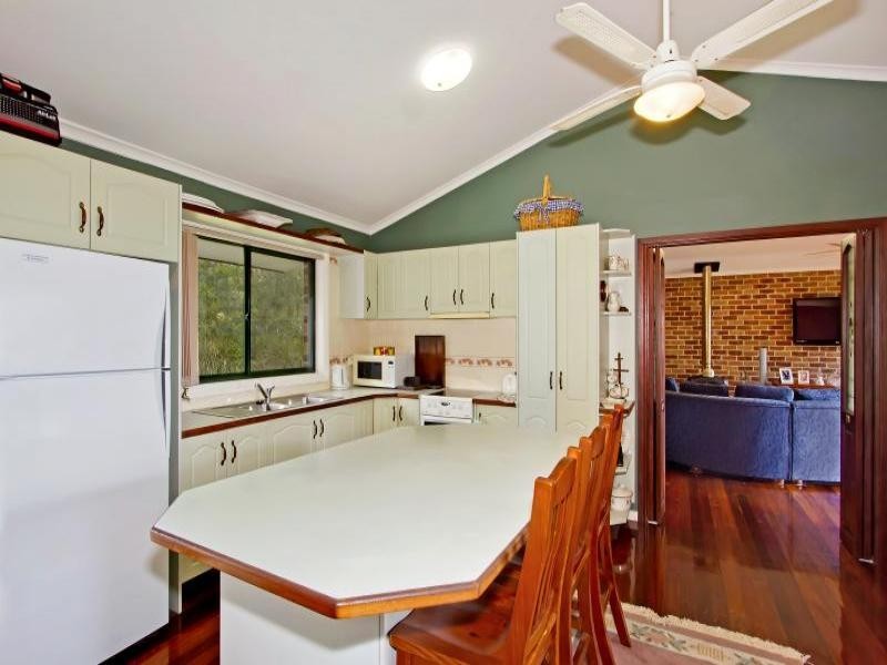 220 Ourimbah Creek Road, Ourimbah NSW 2258