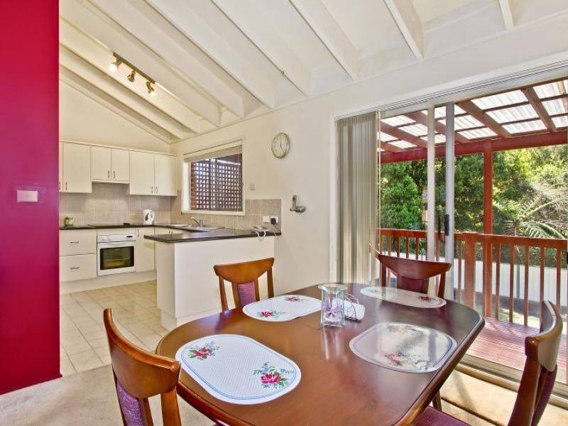 12 Pecan Close, Wyoming NSW 2250