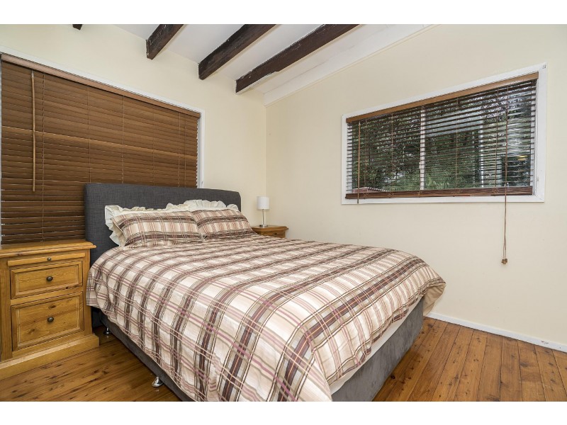 3 Adnamira Close, Wyoming NSW 2250