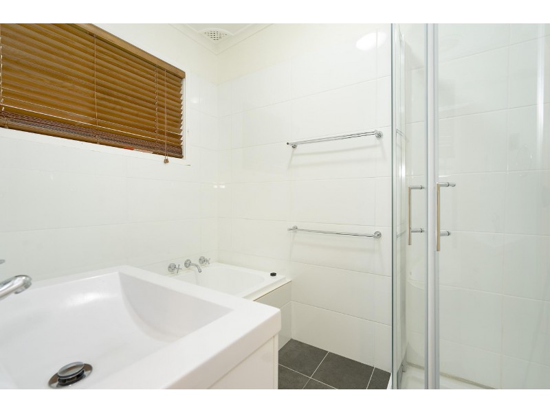 3 Adnamira Close, Wyoming NSW 2250